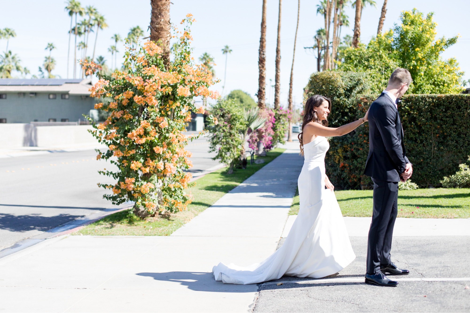 first look at palm springs wedding