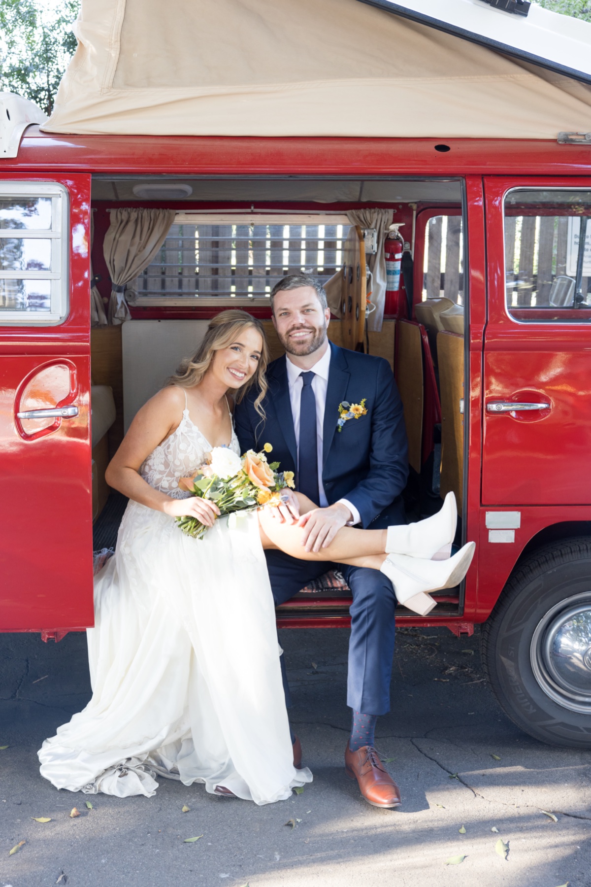 photobooth bus wedding