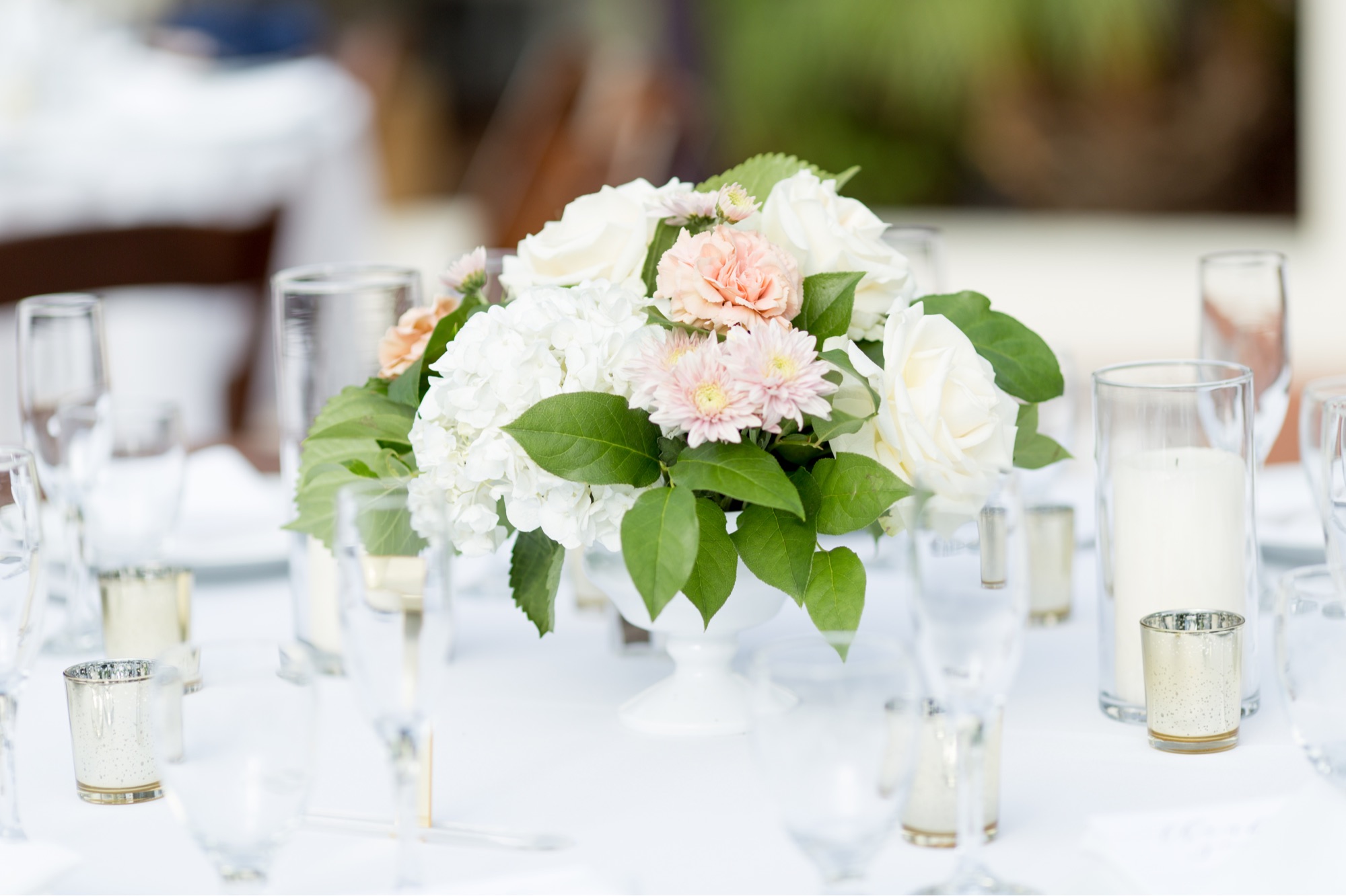 floral centerpieces at darlington house wedding reception
