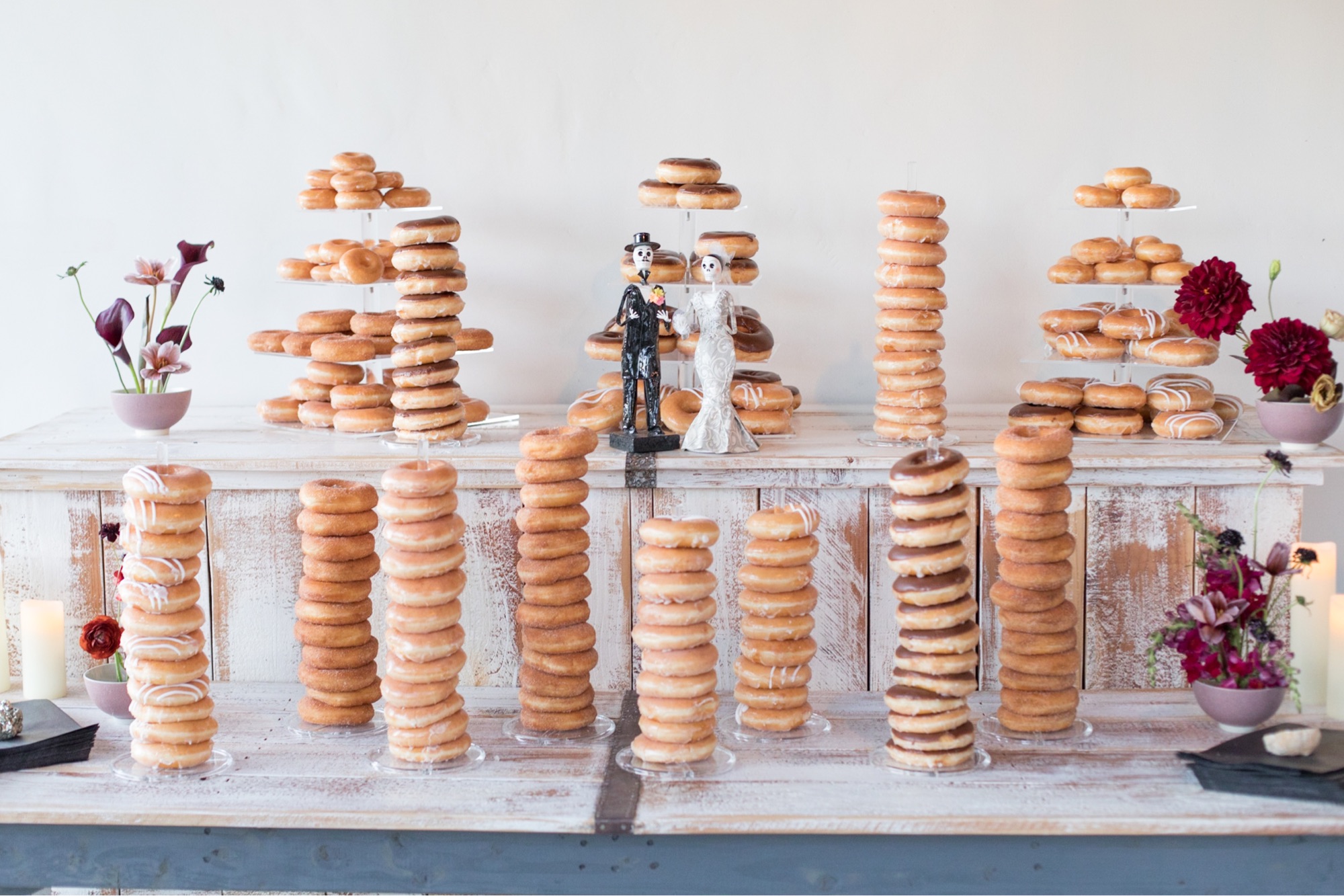 donuts at joshua tree wedding reception